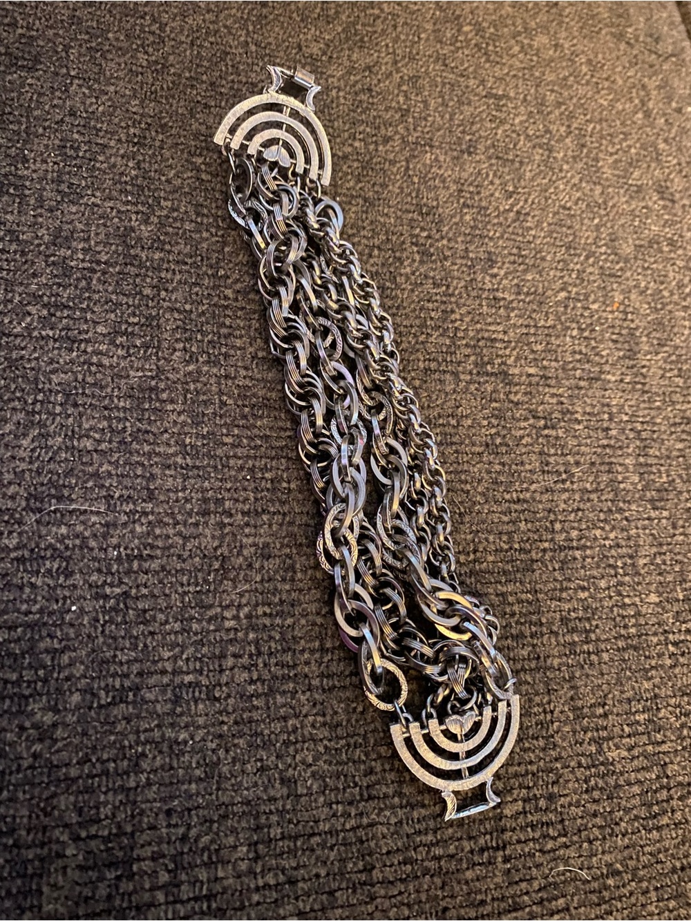 (JE02) Vintage Multi-Row Silver-Tone Chain Bracelet with Circular Clasp